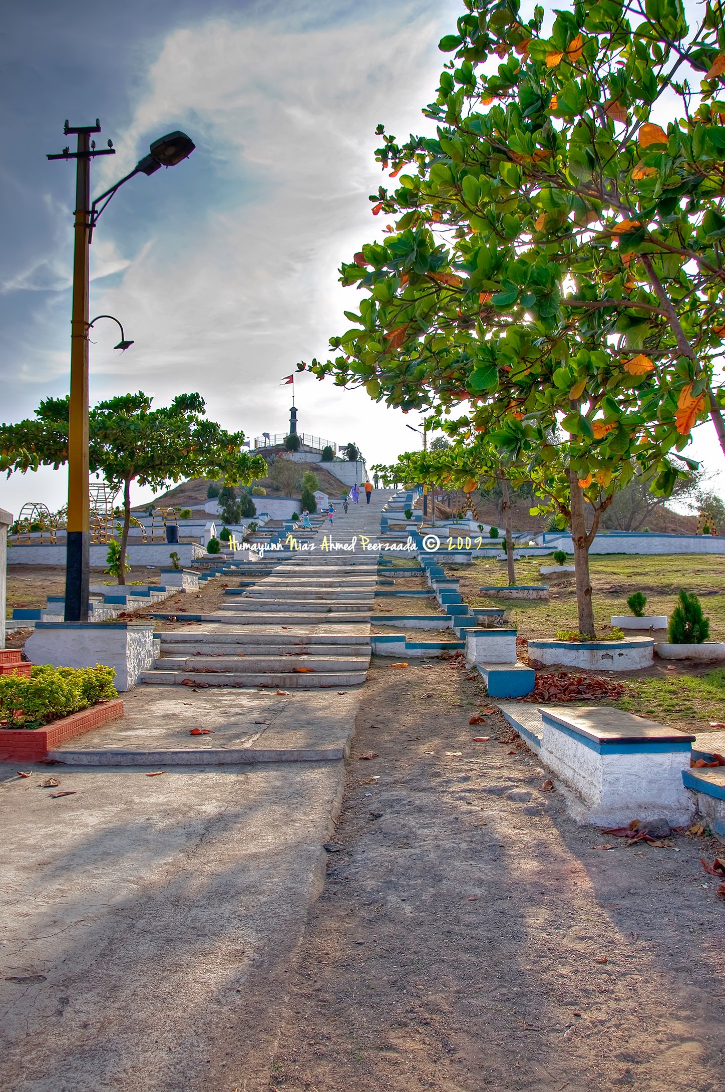 templee+2__-2_tonemapped